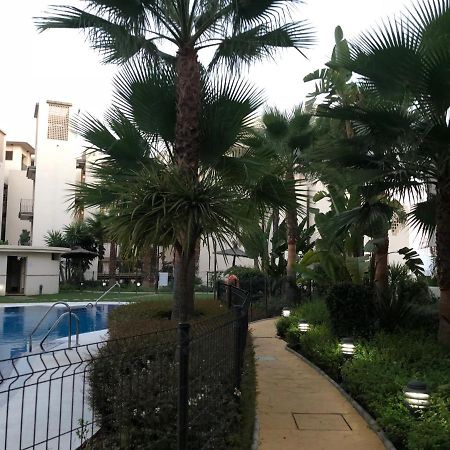 Bahia De La Plata Apartment Estepona Ngoại thất bức ảnh