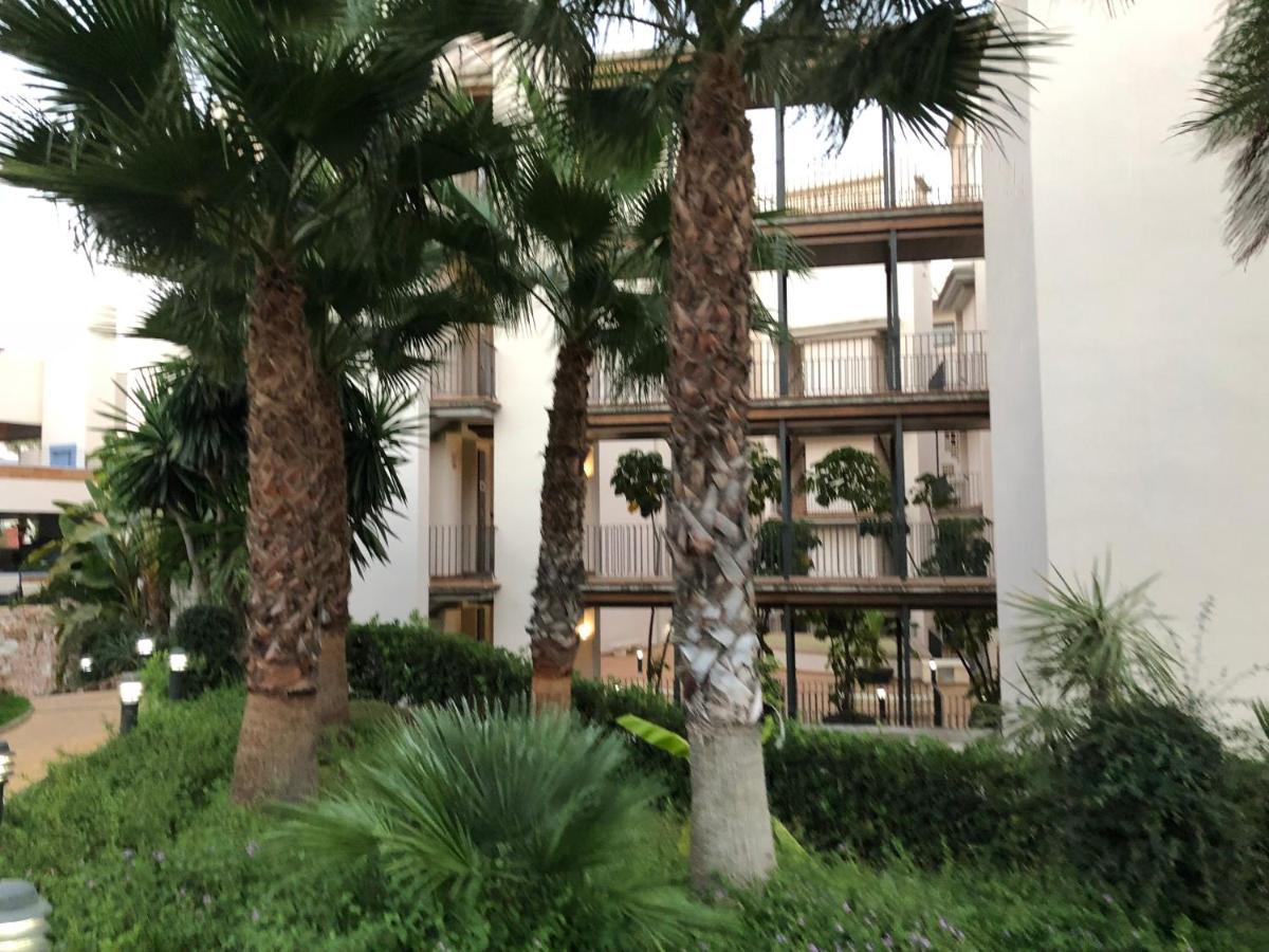 Bahia De La Plata Apartment Estepona Ngoại thất bức ảnh