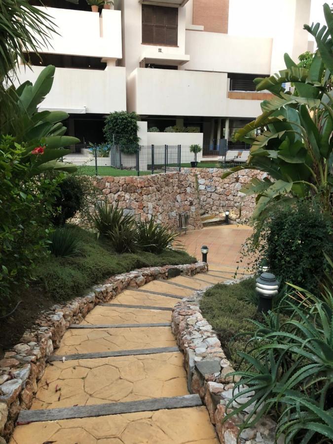 Bahia De La Plata Apartment Estepona Ngoại thất bức ảnh