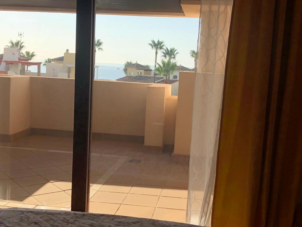 Bahia De La Plata Apartment Estepona Ngoại thất bức ảnh