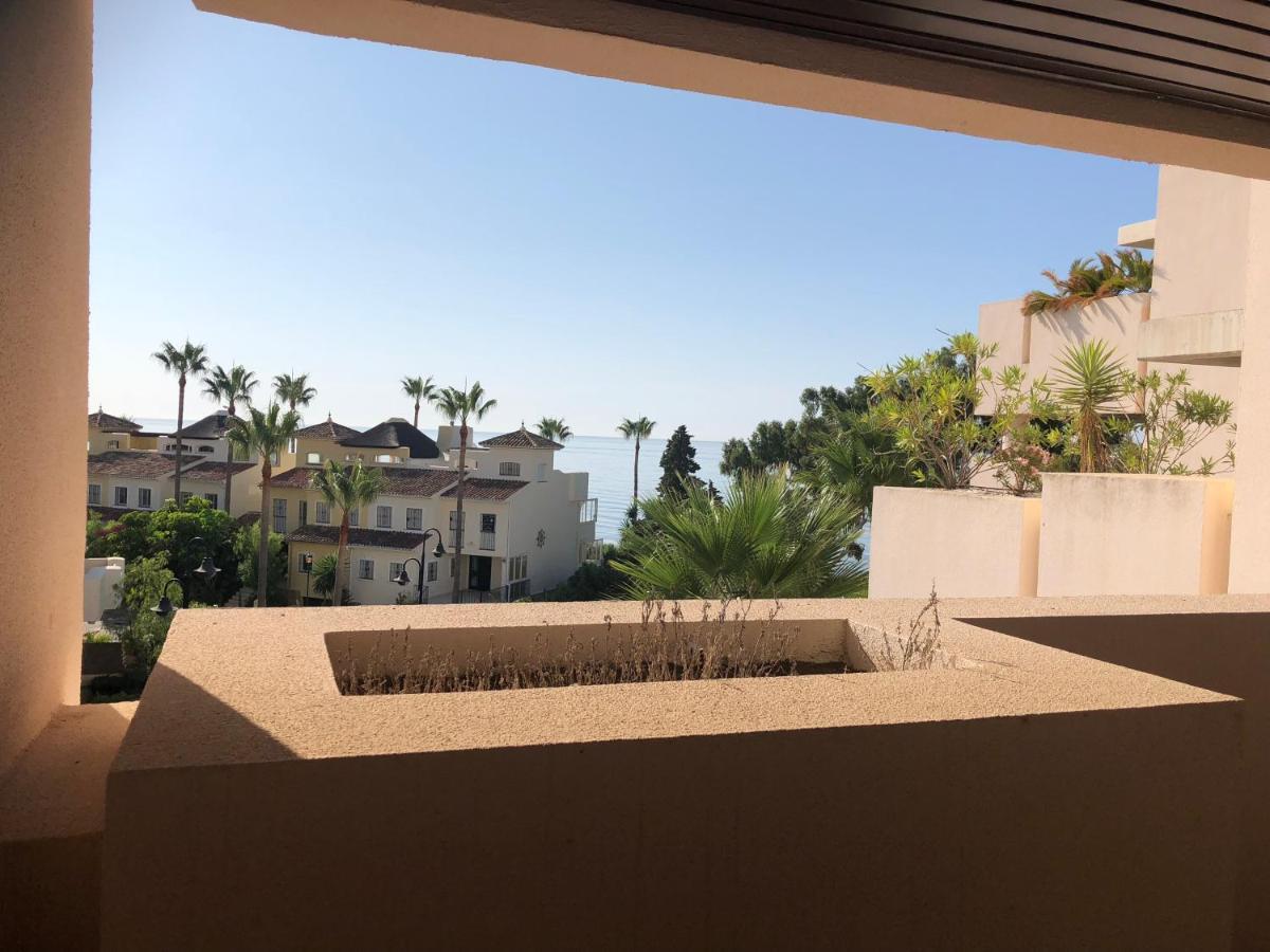 Bahia De La Plata Apartment Estepona Ngoại thất bức ảnh