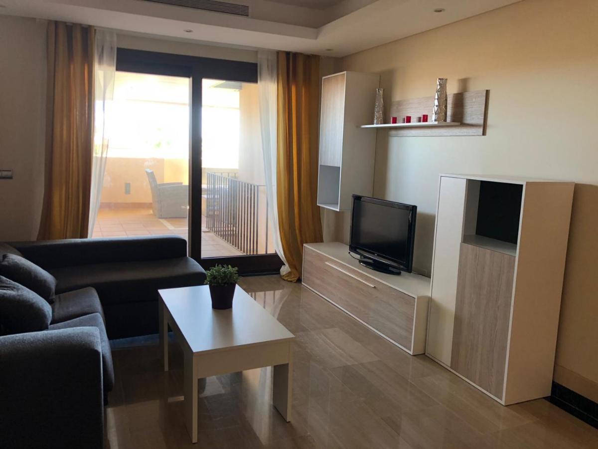 Bahia De La Plata Apartment Estepona Ngoại thất bức ảnh
